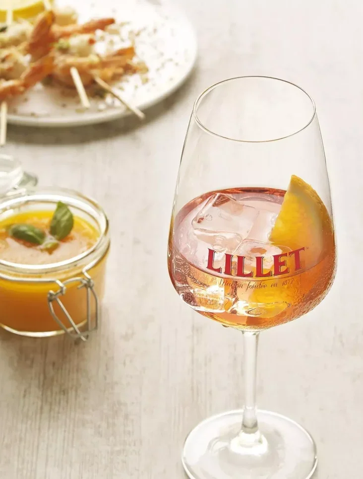 Lillet Rosé on the Rocks